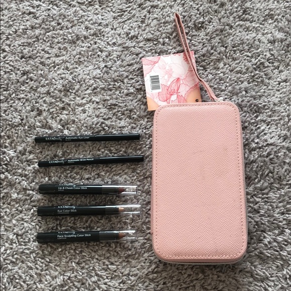 NWT Ulta makeup set - Picture 1 of 4